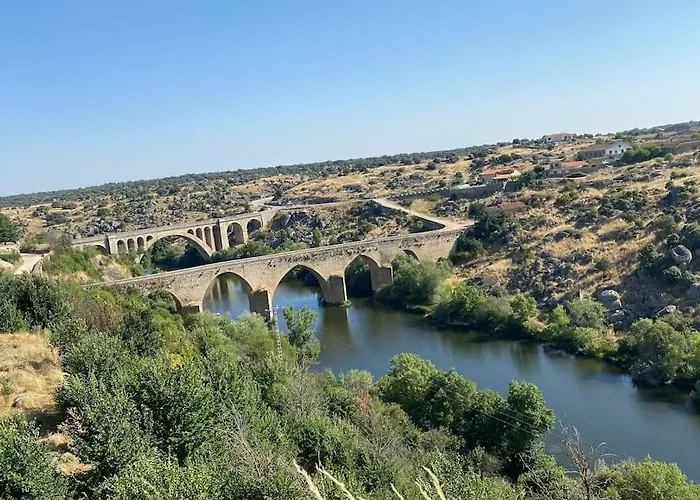 Apartment -. Nena .- *